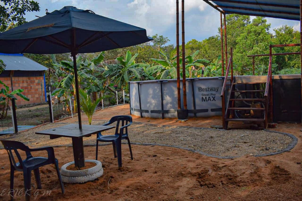 Hostal Cano Nevera La Macarena Esterno foto
